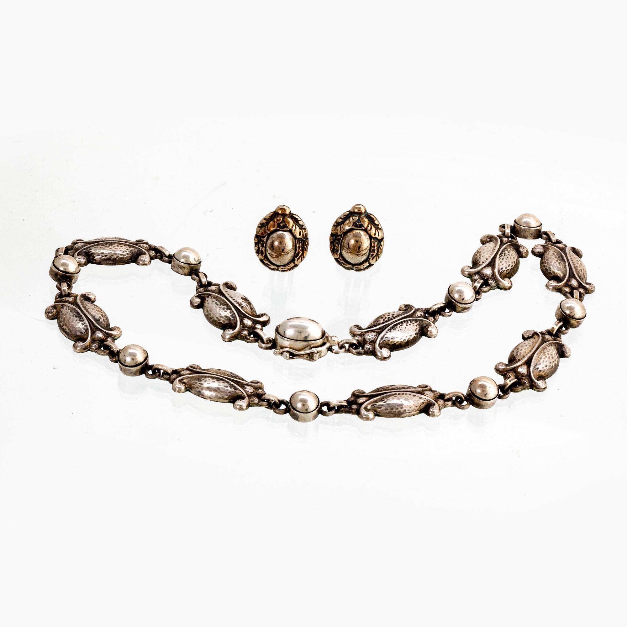 Georg Jensen, halsband och örhängen ett par silver design nr 15.