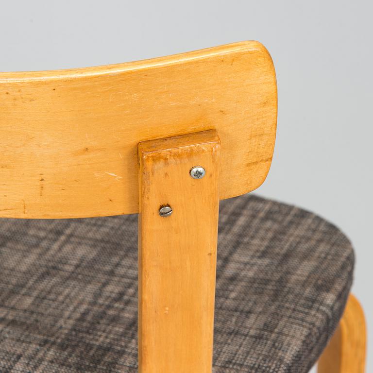 Alvar Aalto, Tuoleja, 4 kpl, malli 69, O.Y. Huonekalu- ja Rakennustyötehdas A.B., 1950-luku.