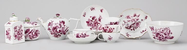 TESERVIS, 9 delar, porslin, Meissenliknande märkning, 1800/1900-talet.
