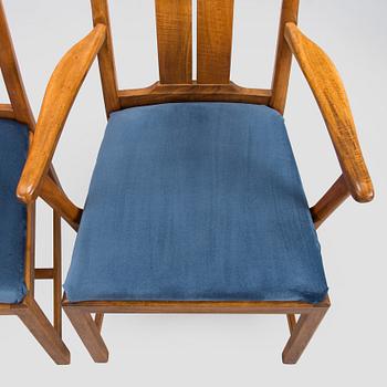 Carl Malmsten, 2 karmituolia sekä 6 tuolia, "Amabssadör", Åfors Möbelfabrik, 1900-luvun loppu.