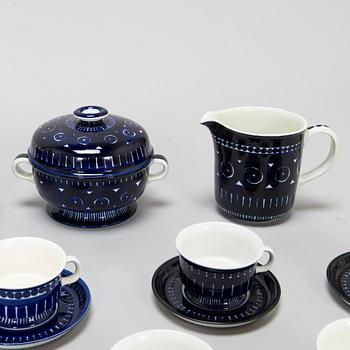 Ulla Procopé, a 48-piece 'Valencia' porcelain dinnerware set for Arabia.