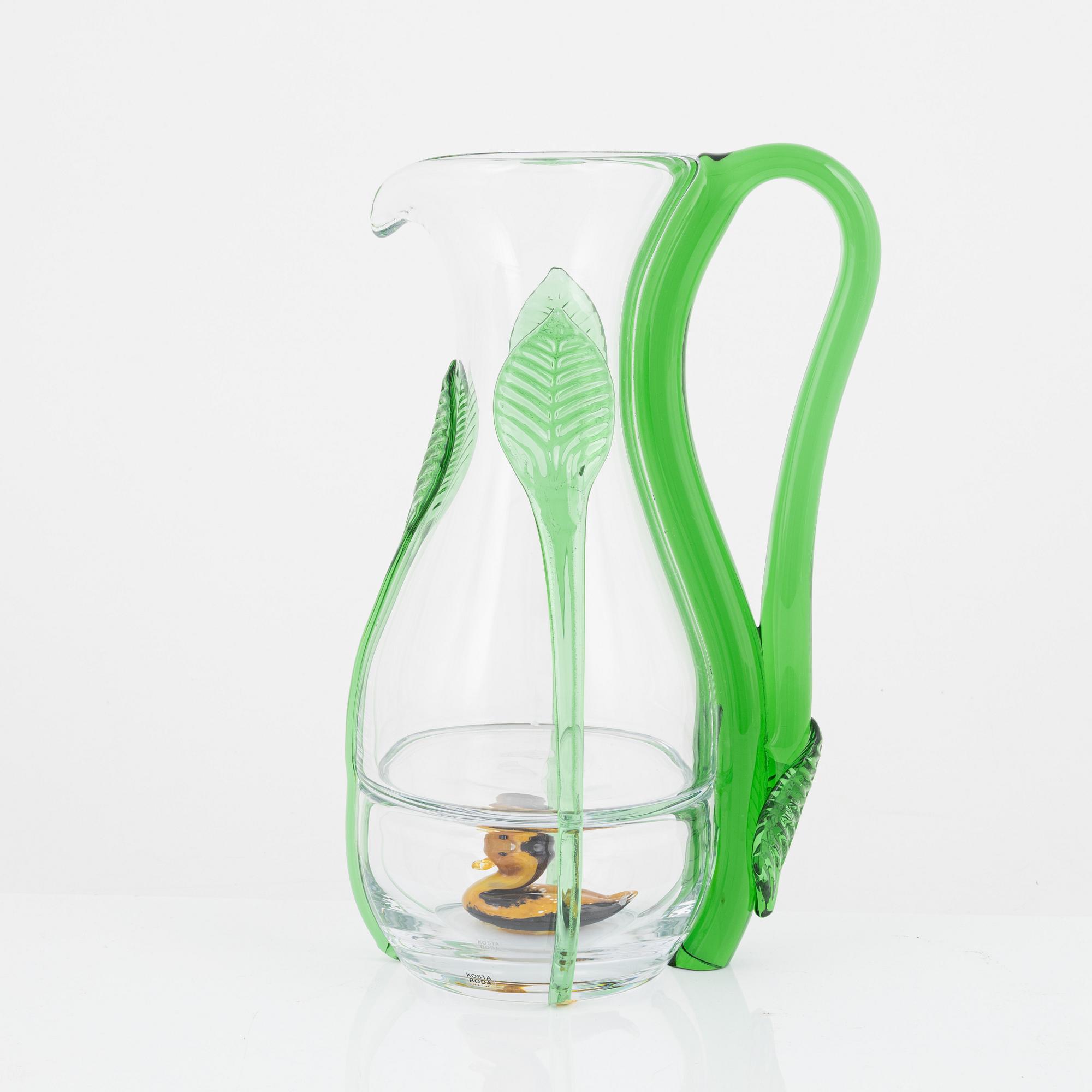 Ernst Billgren, kanna, glas, "New friends". Kosta Boda, signerad.