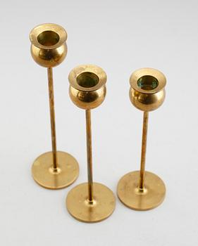 LJUSSTAKAR, 3 st, mässing, "Tulpan",  Pierre Forsell, Skultuna, 1900-talets andra hälft.