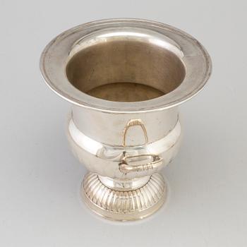 CHAMPAGNEKYLARE, försilvrad, 1900-tal.