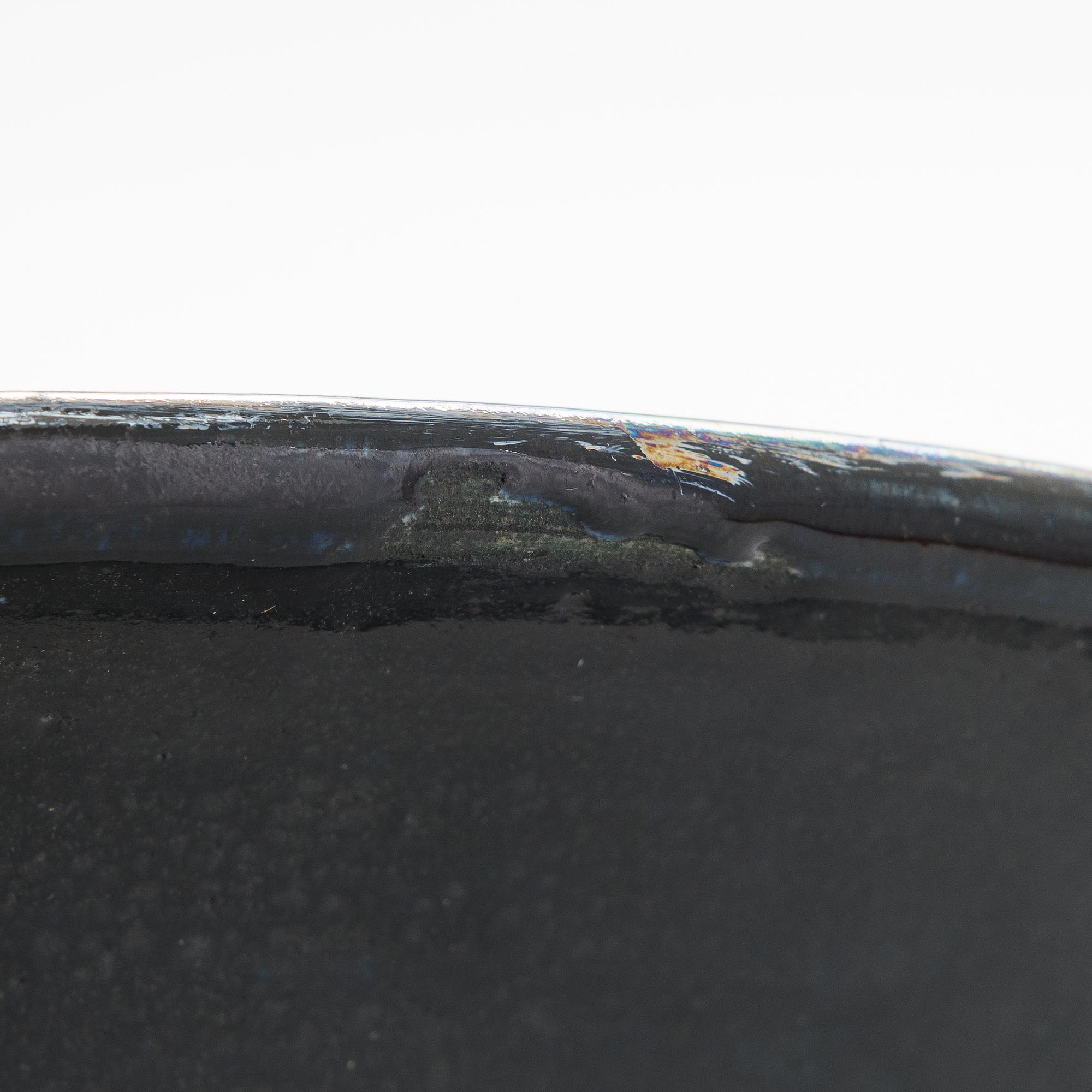 Birger Kaipiainen, a decorative ceramic plate signed Kaipiainen Arabia.