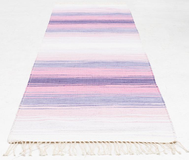 Anna Maria Hoke, a rag rug runner, ca 280 x 74 cm.
