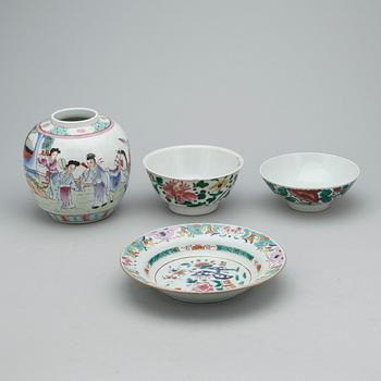 KRUKA / BOJAN, SKÅLAR 2 st samt TALLRIK, porslin, Kina, 1800- och 1900-tal.