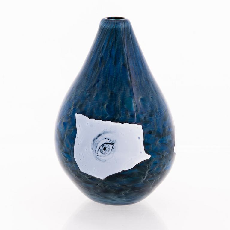 ELLA VARVIO, a glass vase/ sculpture, signed Ella Varvio 2017.
