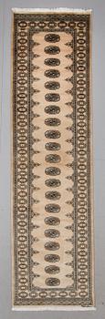 MATTA, Karachi, ca 291 x 78 cm.