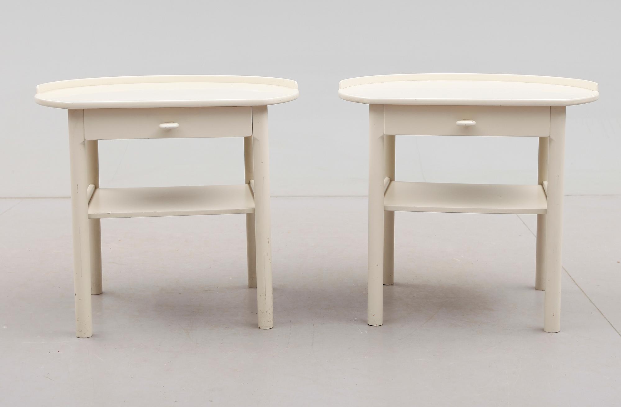 SÄNGBORD, 1 par, S. Engström & G. Myrstrand, Bodafors, 1900-talets andra hälft.