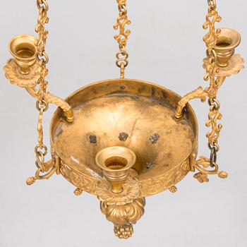 A brass hanging basket, 19th century.