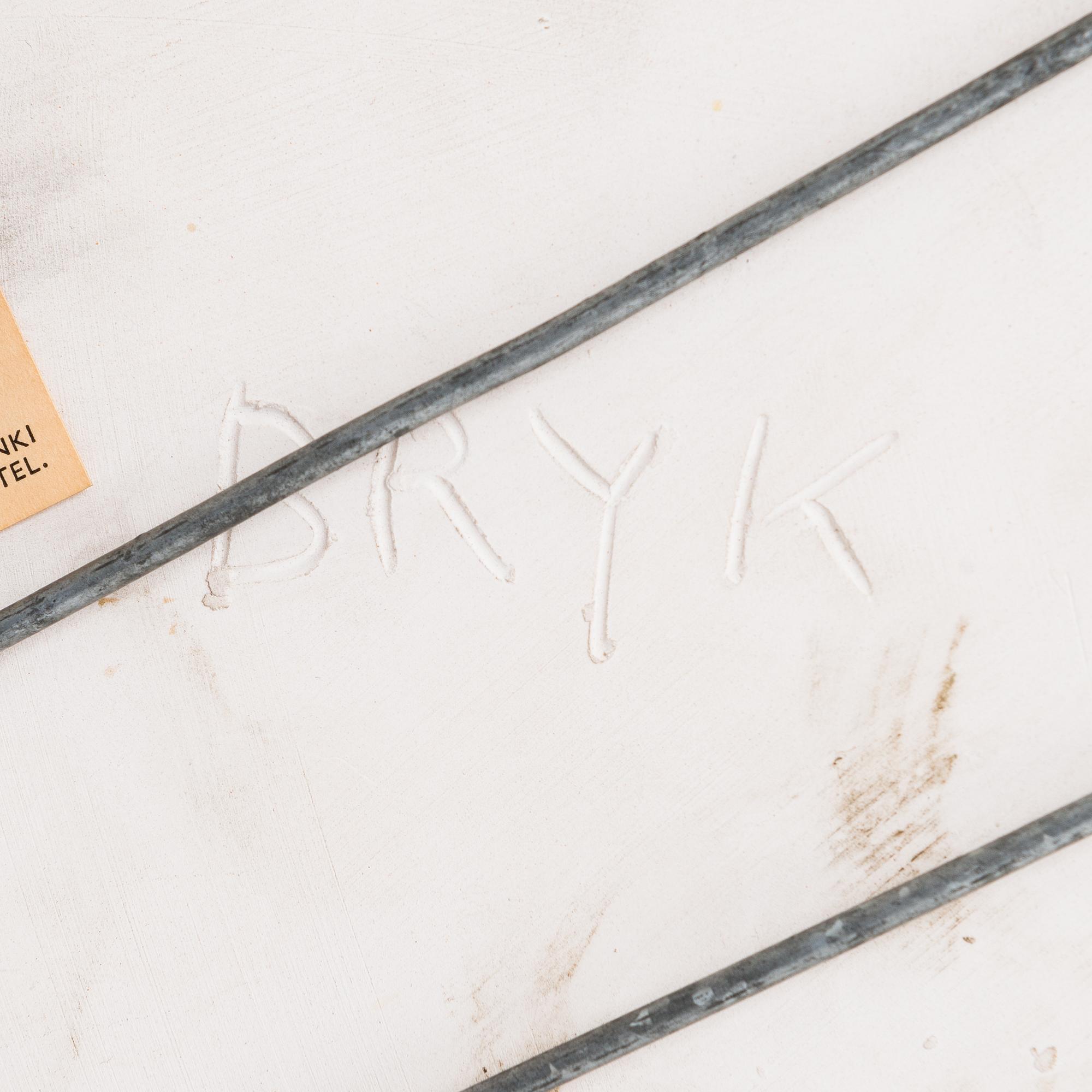 Rut Bryk, reliefi, kivitavaraa, signeerattu BRYK.