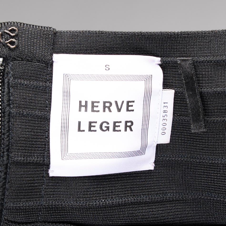 KLÄNNING, Hervé Léger.