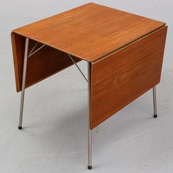 A table by Arne Jacobse, Fritz Hansen, Denmark. Designed 1952-1953.