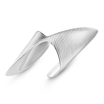 Zaha Hadid, bracelet "Lamellae Twisted Cuff", sterling silver, designed for Georg Jensen.