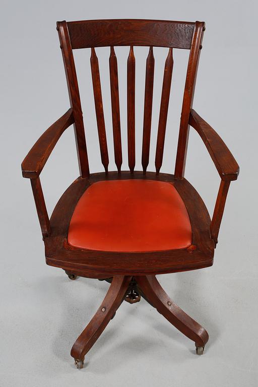 SKRIVBORDSSTOL, 1900-talets början.