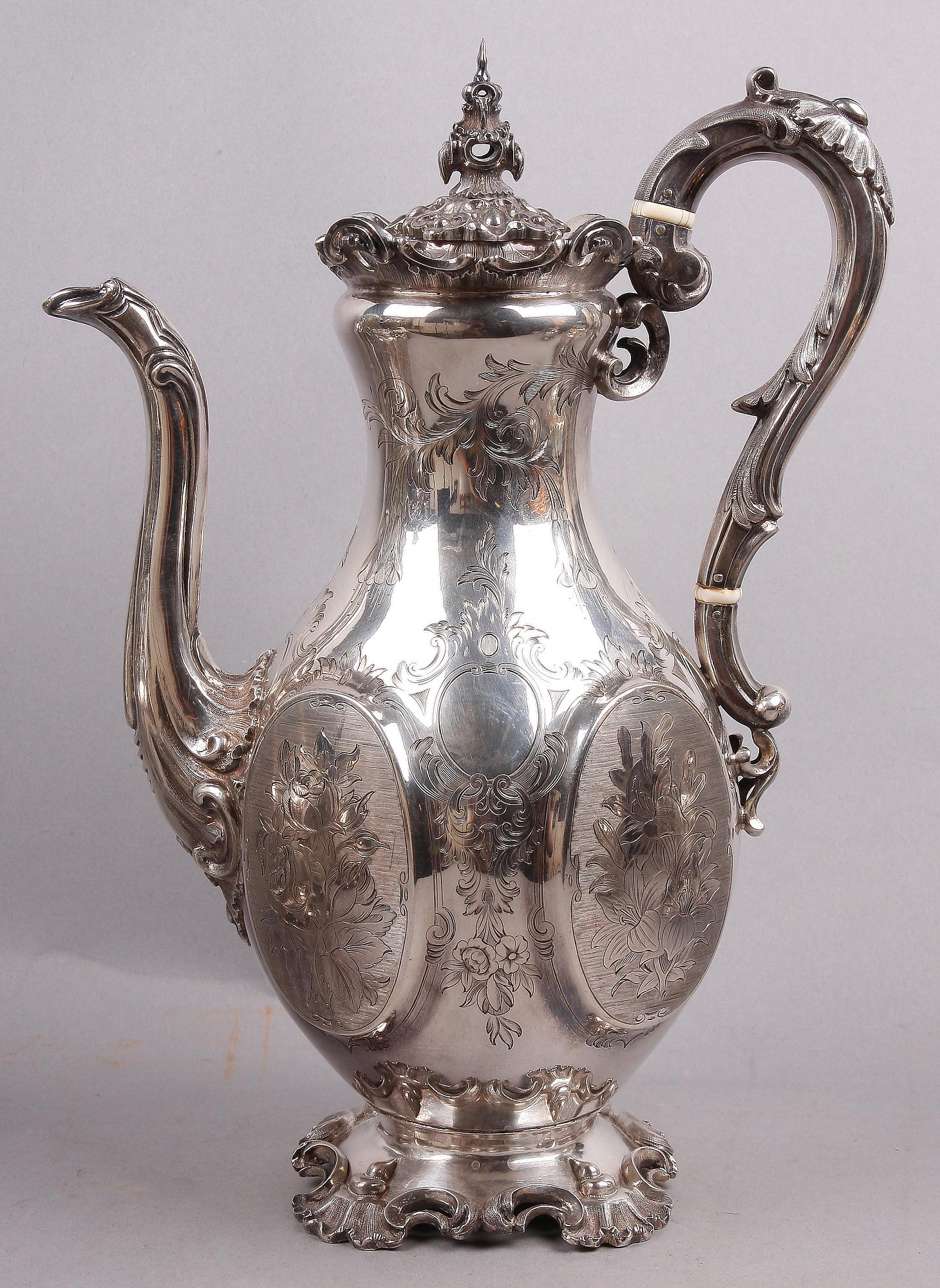 KAFFE- OCH TESERVIS, 4 delar, silver, nyrokoko, Gustaf Möllenborg, 1857.