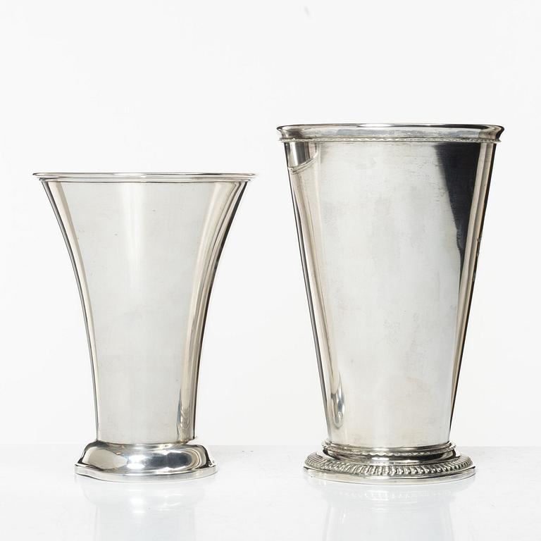 Bägare, 2 st, silver, bl.a. I. Sundström, Stockholm 1917.