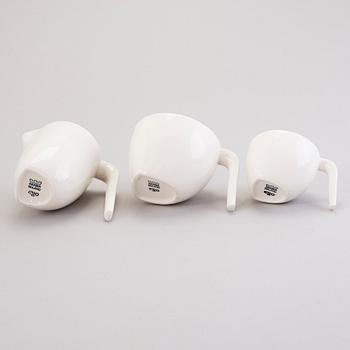 STEFAN LINDFORS, SERVISDELAR, 14 st, porslin, "Ego", Arabia, Finland.