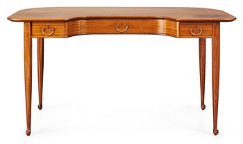 476. JOSEF FRANK, skrivbord/toilettebord, Firma Svenskt Tenn, modell 991.