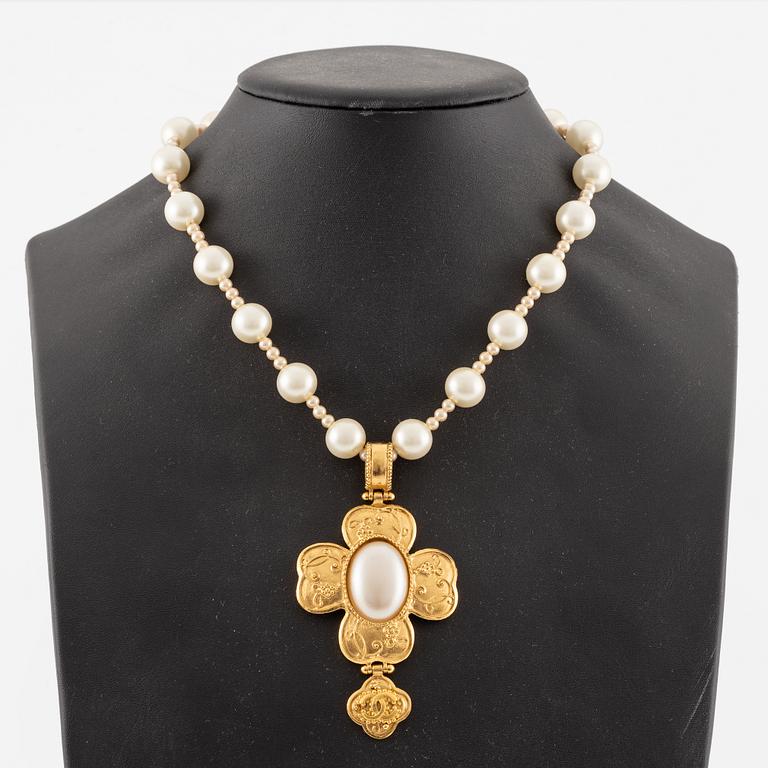 Chanel, necklace, 1996.