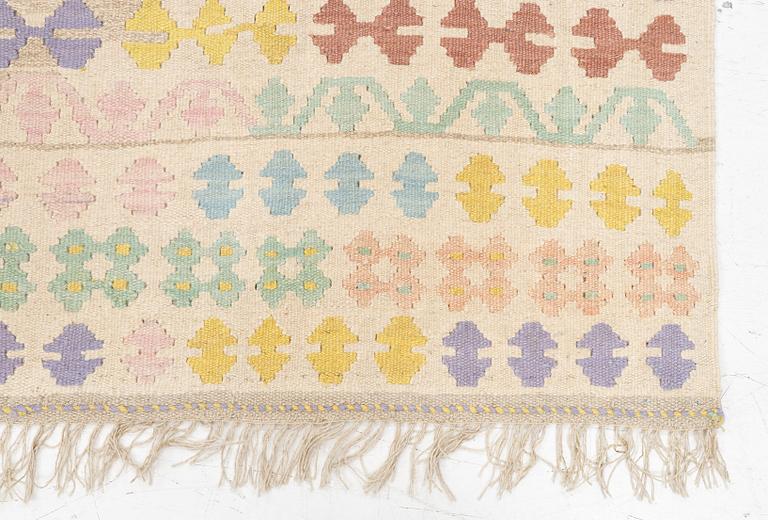 A Kelim rug, c. 203 x 203 cm.