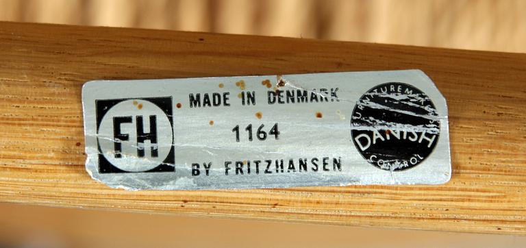 STOLAR, ett par, "Kyrkostolen", Kaare Klint, Fritz Hansen.