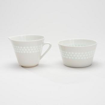 FRIEDL HOLZER-KJELLBERG, TEA SET 31 PIECES. Helmi. Sign. F.H.Kj, Arabia made in Finland.