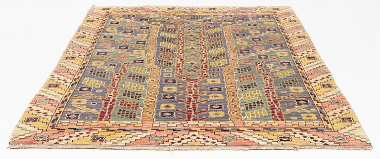 Märta Måås-Fjetterström, a carpet, "Almarna", knotted pile, 296 x 205 cm. Signed MMF.