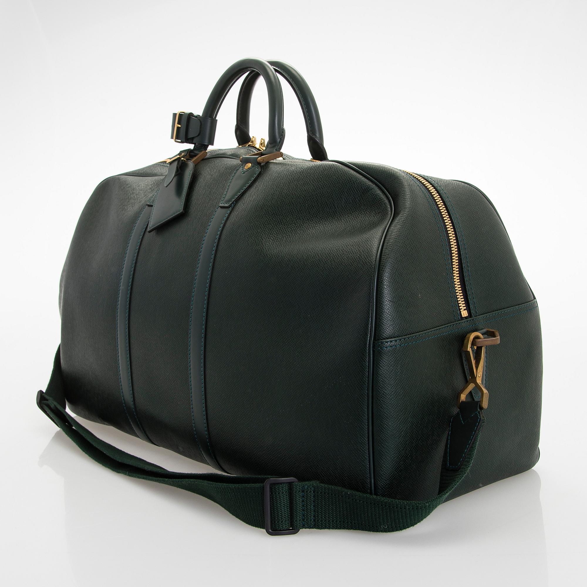 Louis Vuitton, viikonloppulaukku, "Taiga Kendall GM".