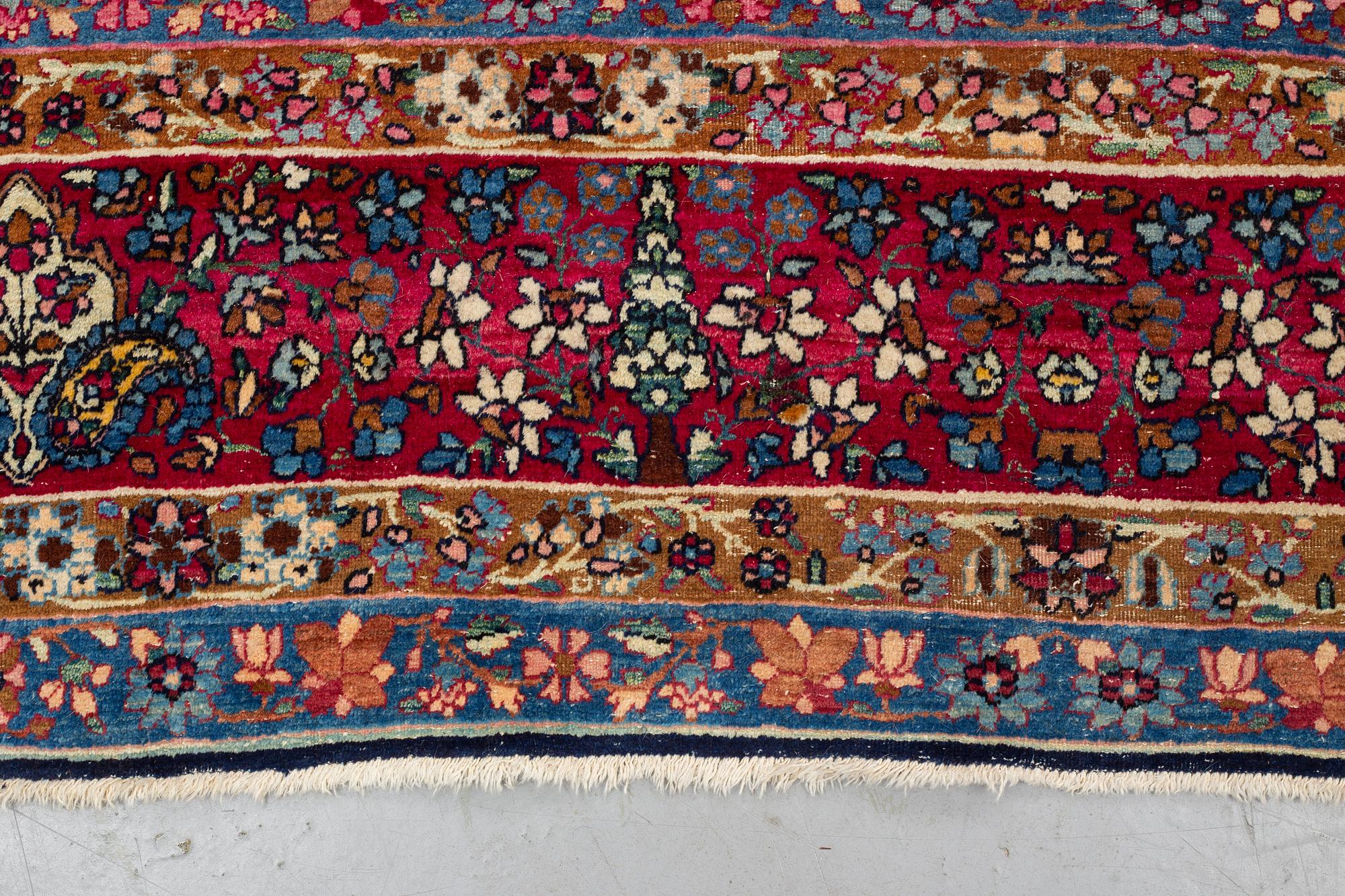 Matto, semi-antique Kerman, ca 457,5 x 317 cm.