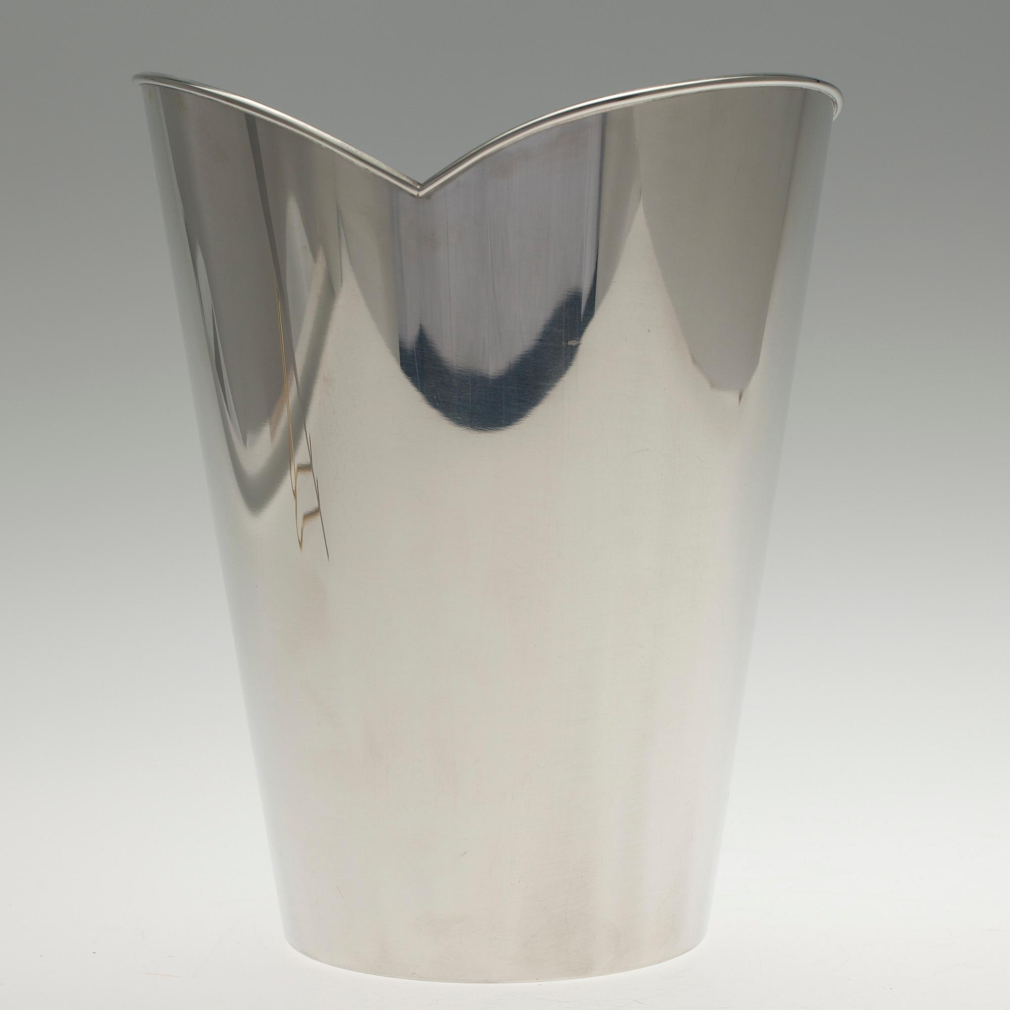 CHAMPAGNEKYLARE, tenn, "Amour de Deutz", tennstämplad Malta.