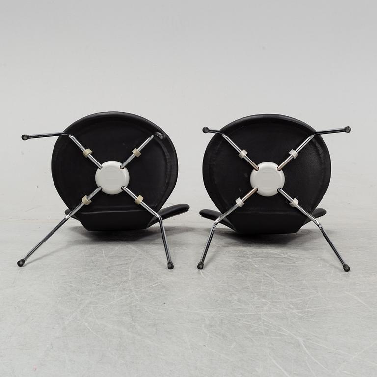Arne Jacobsen, a set of six "Sjuan" chairs for Fritz Hansen, Denmark.