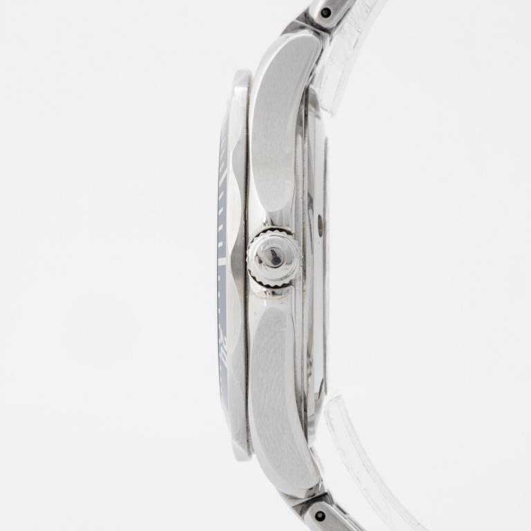 Omega, Seamaster, "James Bond".