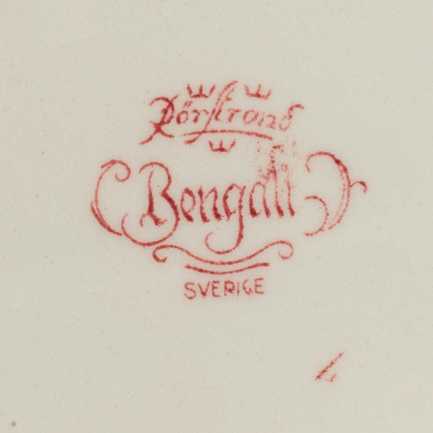 A part red 'Bengali' creamware dinner service, Rörstrand, 1948-56 (111 pieces).