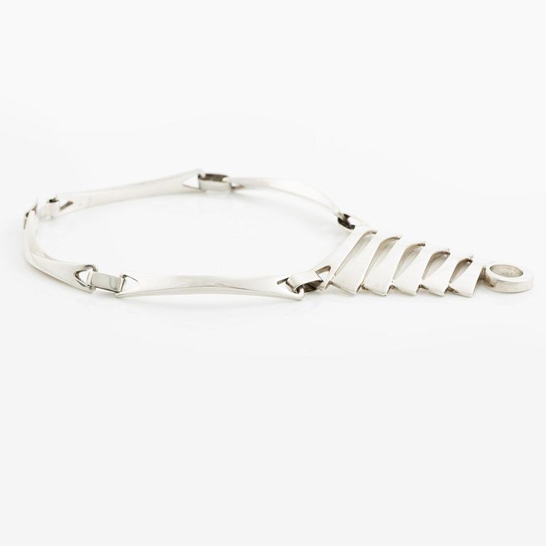 Sven-Erik Högberg, collier, sterlingsilver, Göteborg 1995 och 1997.