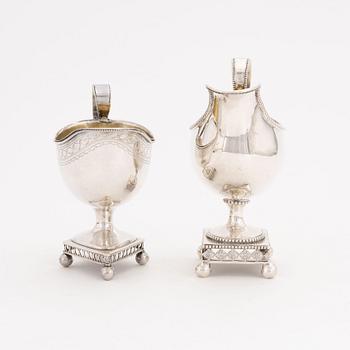 Two silver sauce boats, one by Sven Pihlgren Kalmar 1798.