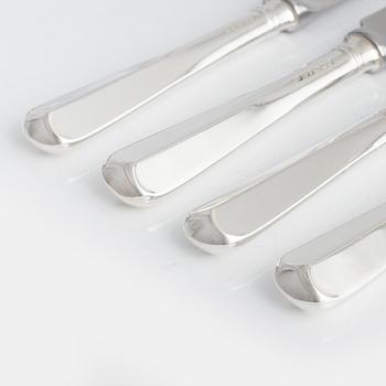 A Set of English Sterling Silver Table Knives, Sheffield 2005 (24 pieces).