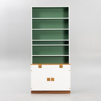 Josef Frank, bokhylla, Firma Svenskt Tenn, modell "B2255", efter 1985.