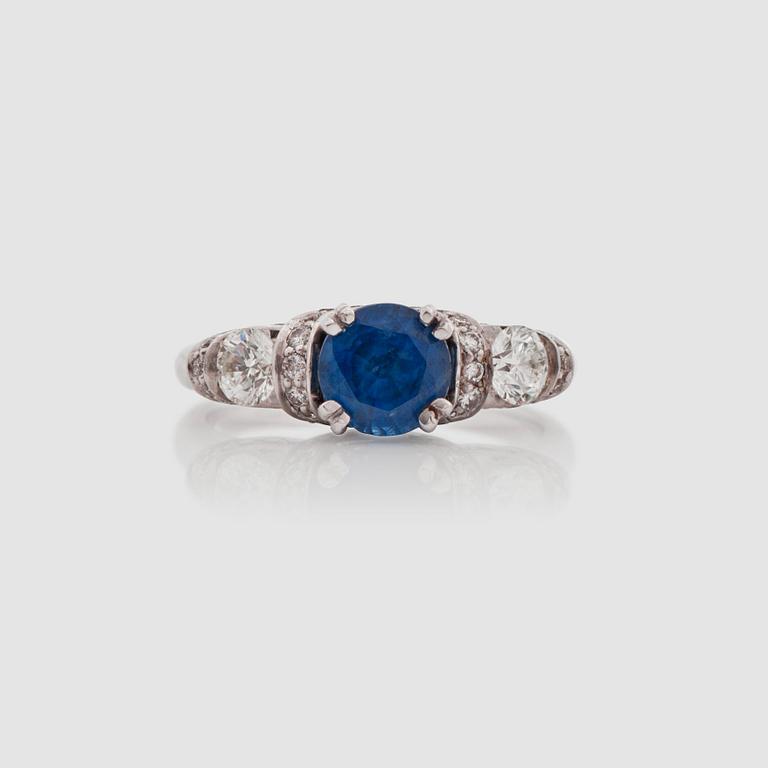 A circa 2.00 ct sapphire and brilliant-cut diamond ring.