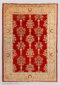 Carpet, oriental, approx. 250 x 175 cm.