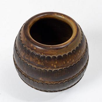 Wilhelm Kåge, a stoneware Farsta vase, Gustavsberg Studio, Sweden 1950.