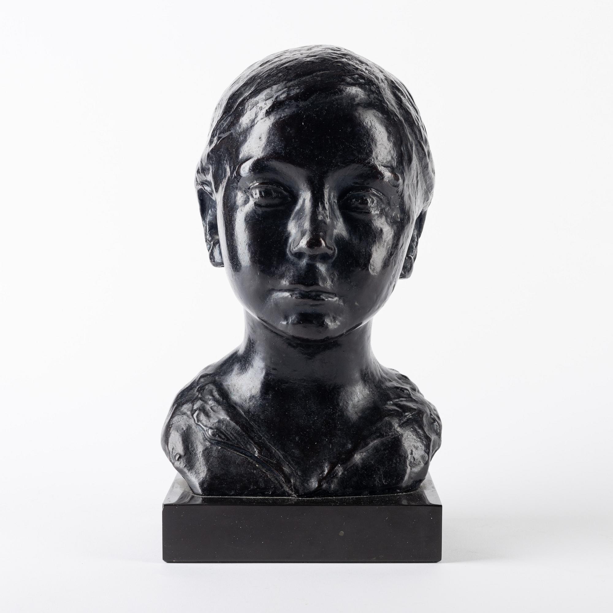 Gudmar Olovson, skulptur. Brons. Signerad. Numrerad. Gjutarstämpel. Total höjd 27 cm.