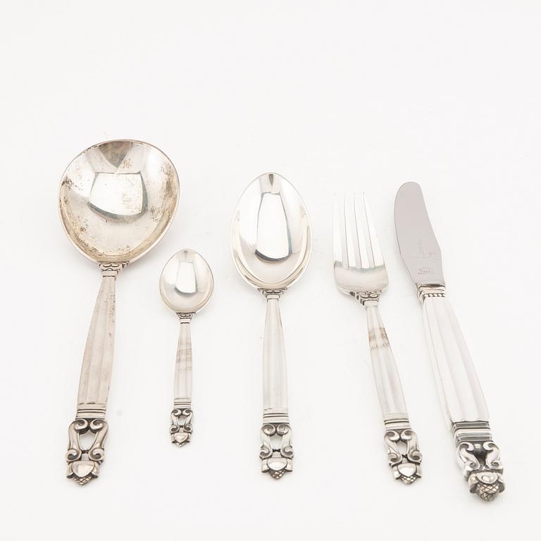 Johan Rodhe for Georg Jensen cutlery "Konge/Acorn" 49 pieces sterling silver, total weight 2200 grams.