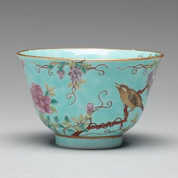 A wisiteria cup, late Qing dynasty with Guangxu's four character mark.