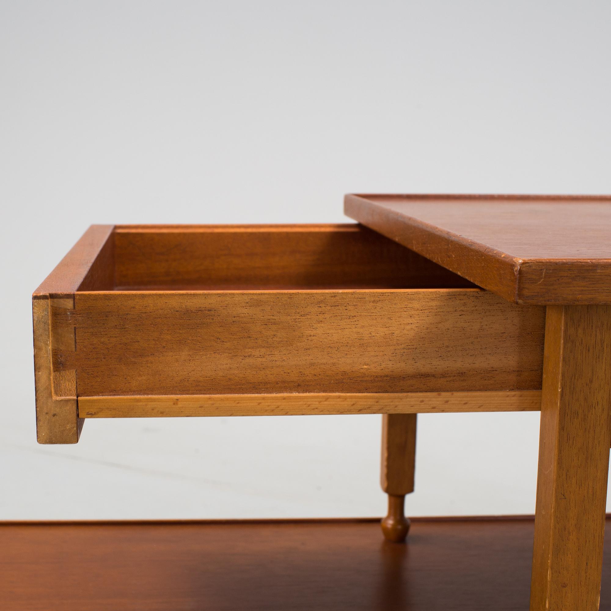 Josef Frank, A Josef Frand side table model 1073 for Firma Svenskt Tenn, Stockholm.