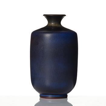 Berndt Friberg, a stoneware vase, Gustavsberg studio, Sweden 1967.