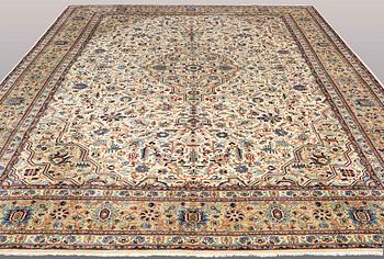 A CARPET, Kashan, signed, ca 430 x 327 cm.