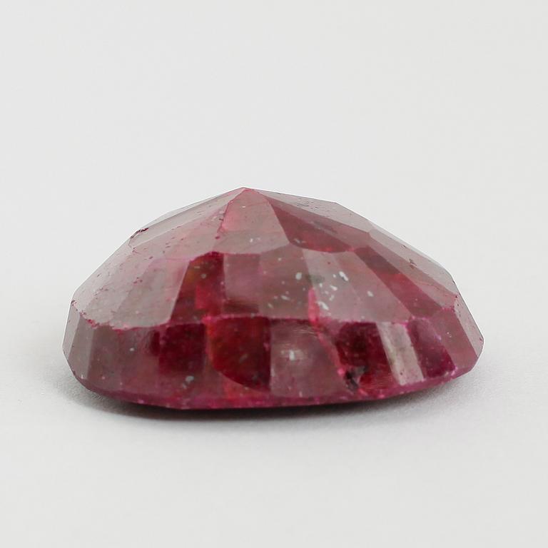 RUBIN, oinfattad, 211.75 ct.
