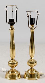 BORDSLAMPOR, 1 par, mässing, ENCO, nr 67, 1900-talets andra hälft.